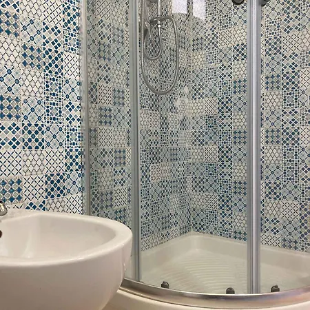 In 49216 Rosolina Mare